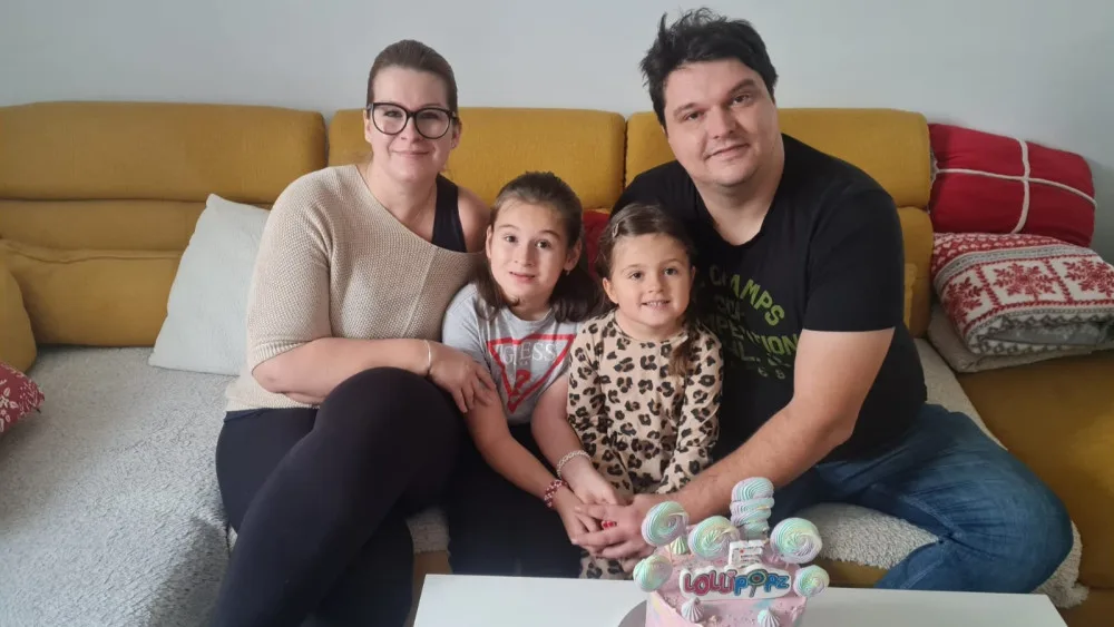 Malá Anetka se potýká s autismem, její maminka Jana bojuje s rakovinou prsu