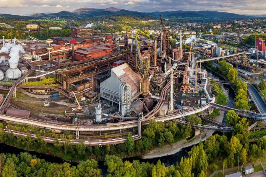 V Třineckých železárnách do roku 2027 vyroste bezemisní briketační linka za miliardu korun