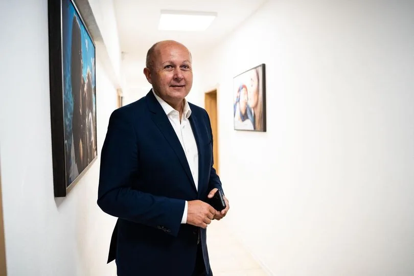 VOLBY 2024: Bednář a Vícha míří do Senátu už po první kole. Senátora za Opavu voliči vyberou o víkendu