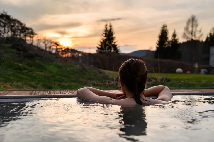 Kde se na podzim zahřát? Dopřejte si Wellness den s masáží ve Wellness Horal