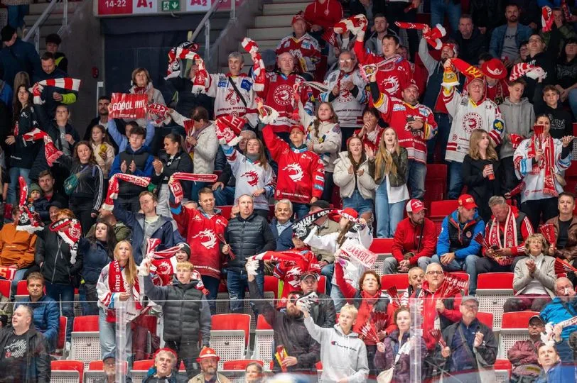 Hokejisté Olomouce zdolali Třinec 2:0, Machovský vychytal čisté konto