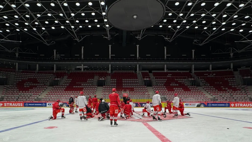 Sparta remizovala v Třinci a postoupila do čtvrtfinále hokejové Ligy mistrů