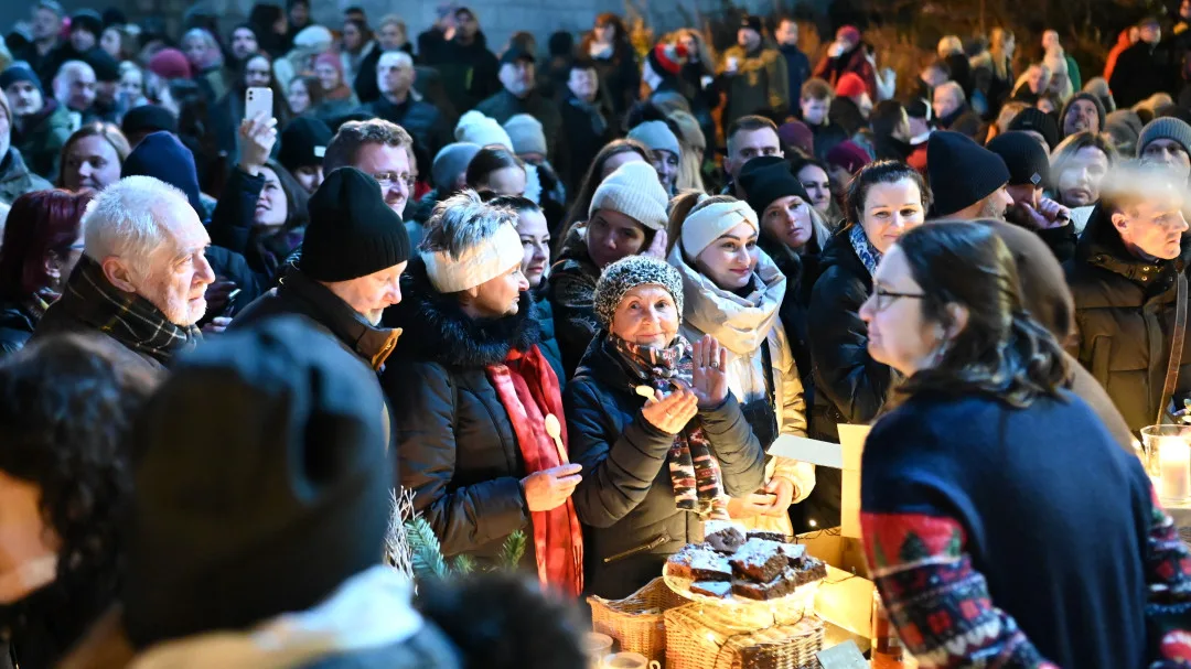 FOTO, VIDEO: Pod Sýkorákem nebylo k hnutí. Vánoční blues táhne