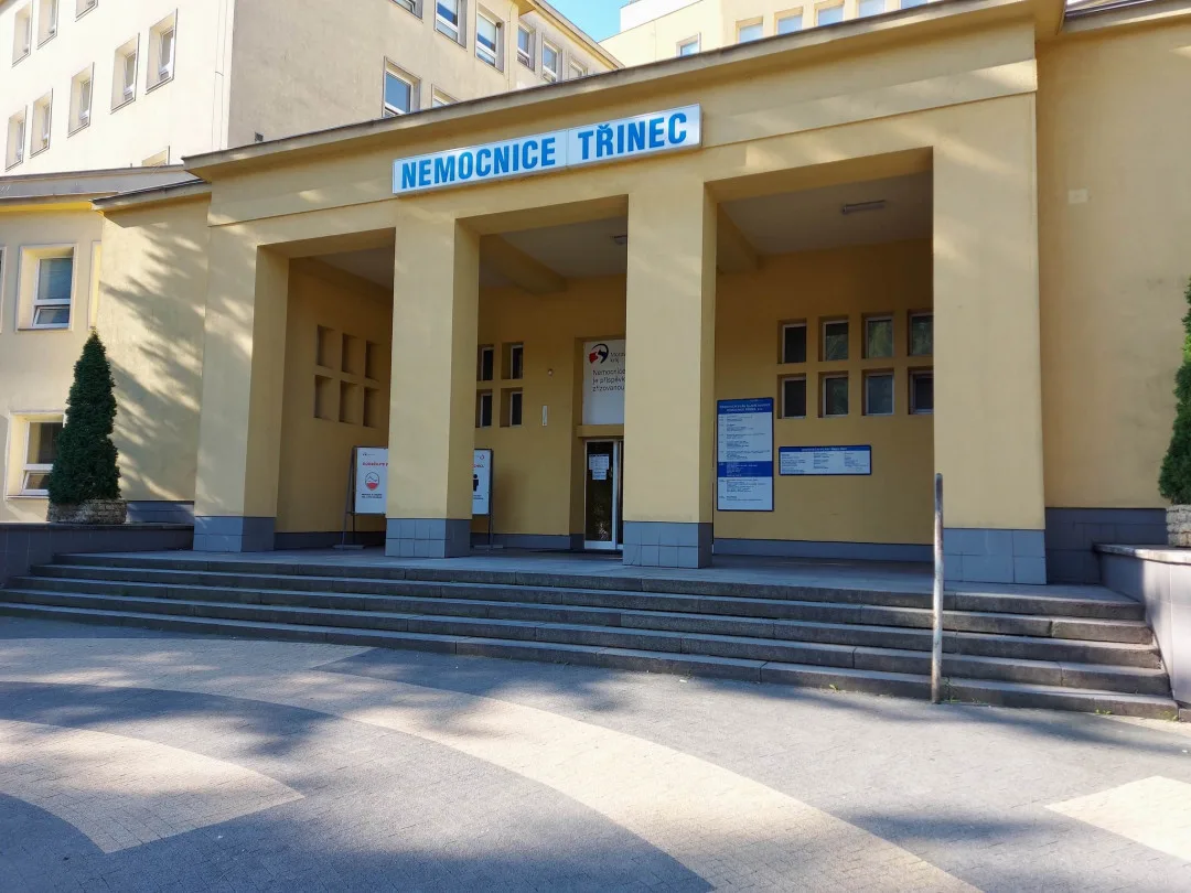 Policie propustila tři obviněné z kauzy Nemocnice Třinec, státní zástupce je nechtěl ve vazbě
