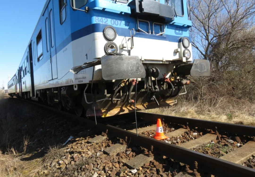 Karviňan v sobotu ráno nepřežil srážku s vlakem. Neví se, zda šlo o sebevraždu nebo o nešťastnou náhodu