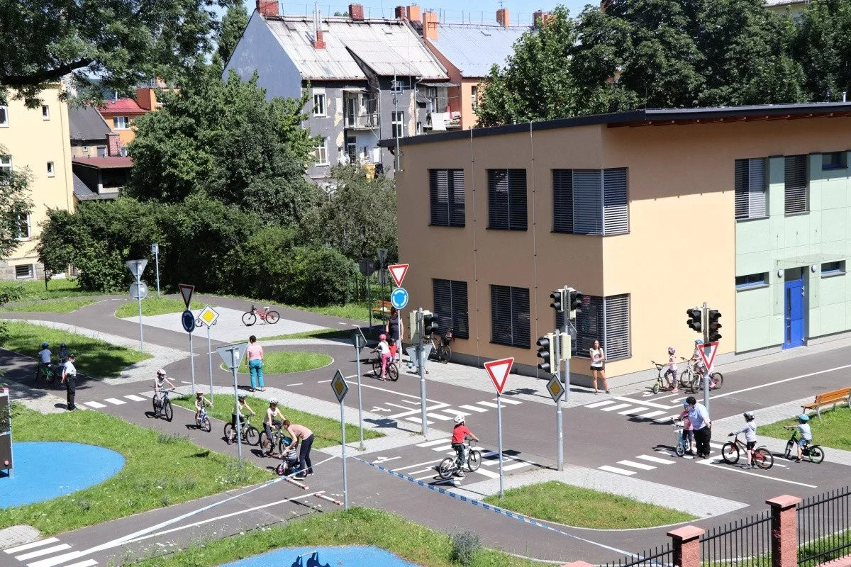 S jarem se otevírají brány dopravního hřiště v Ostravě-Přívoze. Malí cyklisti zde budou moci dovádět až do řiíjna