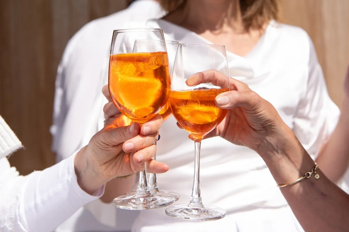 Opava bojuje proti alkoholu. Nová vyhláška zakazuje pití na veřejných místech, lidé si stěžovali na alkoholiky