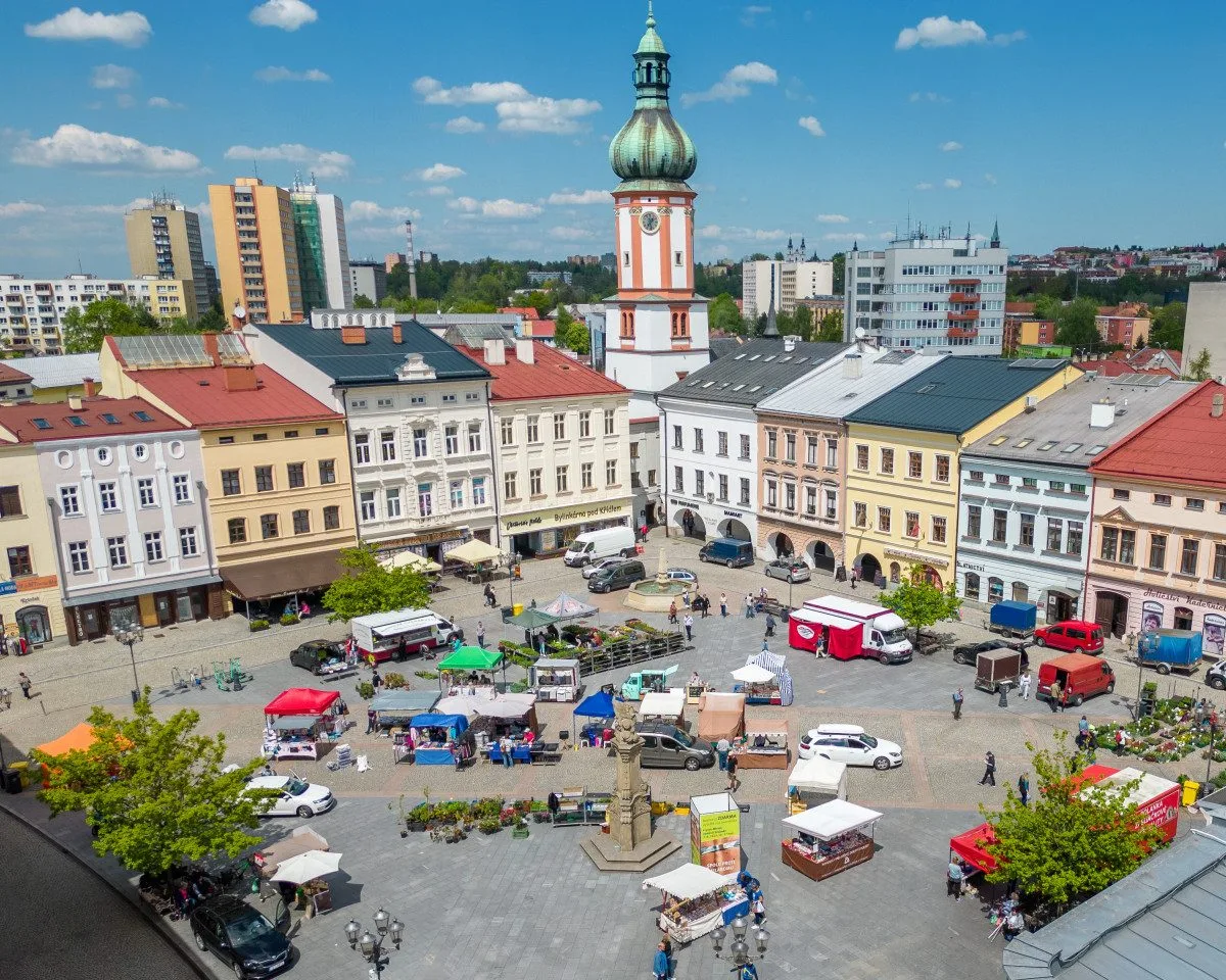 Do Frýdku-Místku míří farmářské trhy. Lákají na sazenice, zeleninu i ovčí sýry