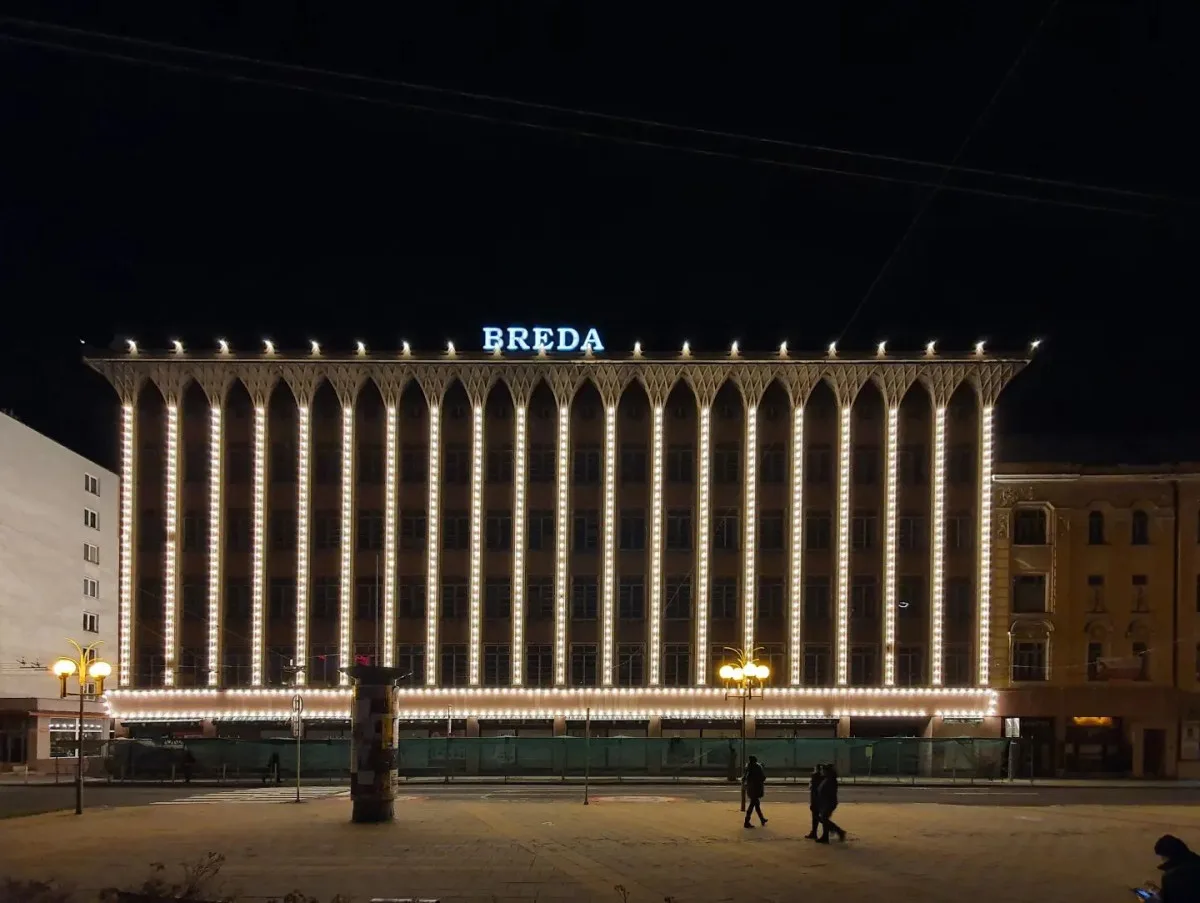 Ikonický obchodní dům v Opavě čeká proměna. Architekti znají novou podobu Bredy