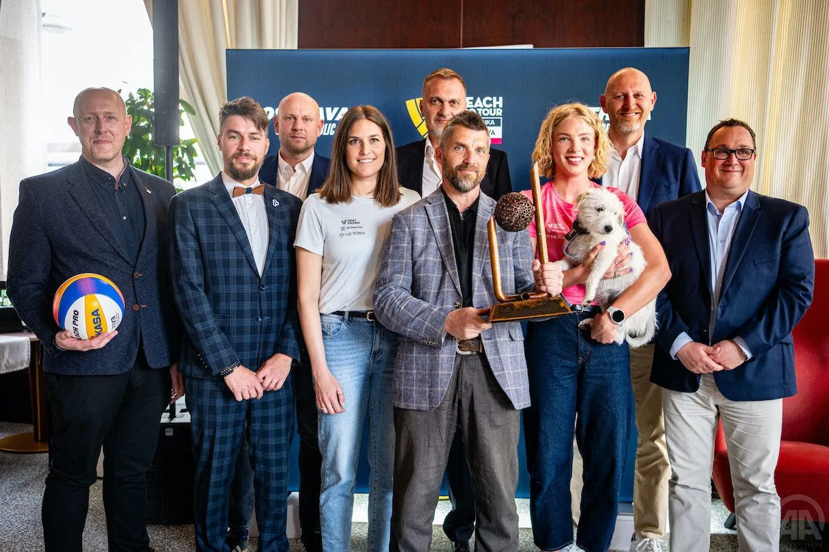 Světový turnaj v beachvolejbalu v Ostravě startuje již za měsíc. Organizátoři představili netradiční trofeje