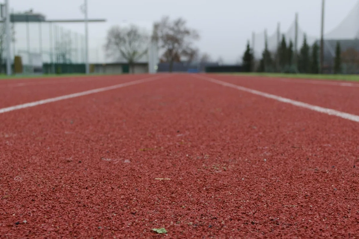 V Kopřivnici se přes léto budou postupně renovovat povrchy čtyř sportovišť