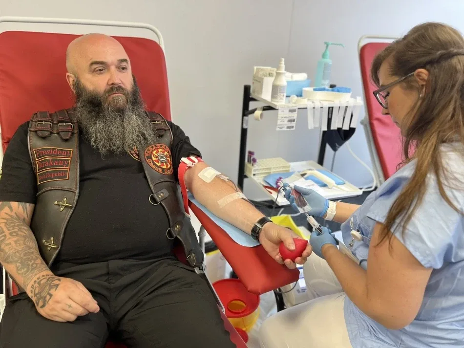Drsní motorkáři podpořili dobrou věc a doplnili krevní zásoby ostravské nemocnice
