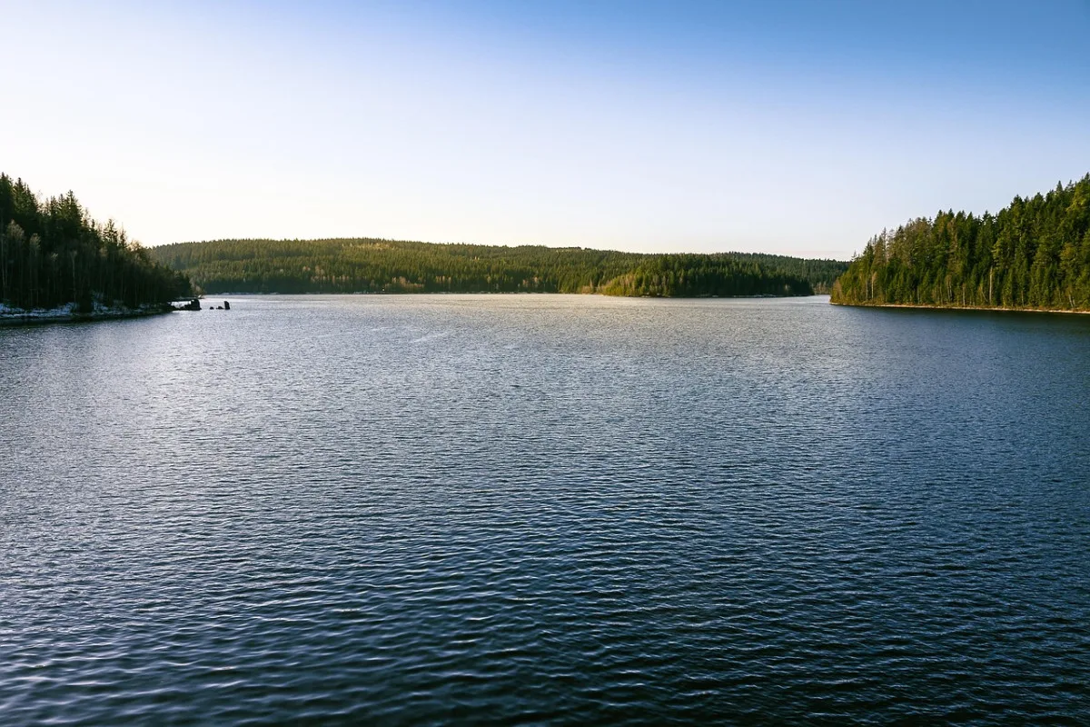 Moravskoslezské přehrady jsou naplněny na 72 až 99 procent, řeky se blíží