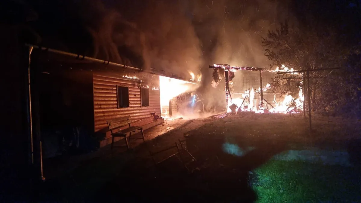 Ve Vrbně pod Pradědem hořel rodinný dům, plameny napáchaly škodu za deset milionů