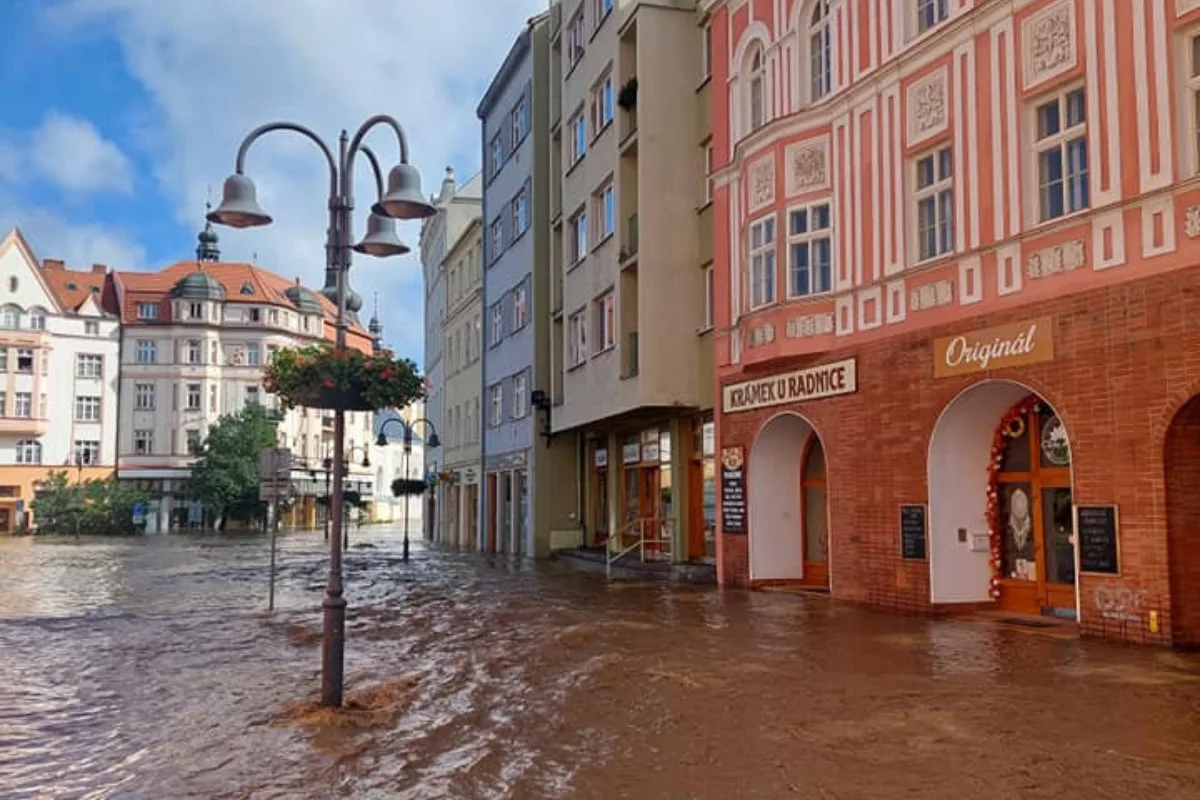 Rok od povodní Krnov investuje do moderního varovného systému