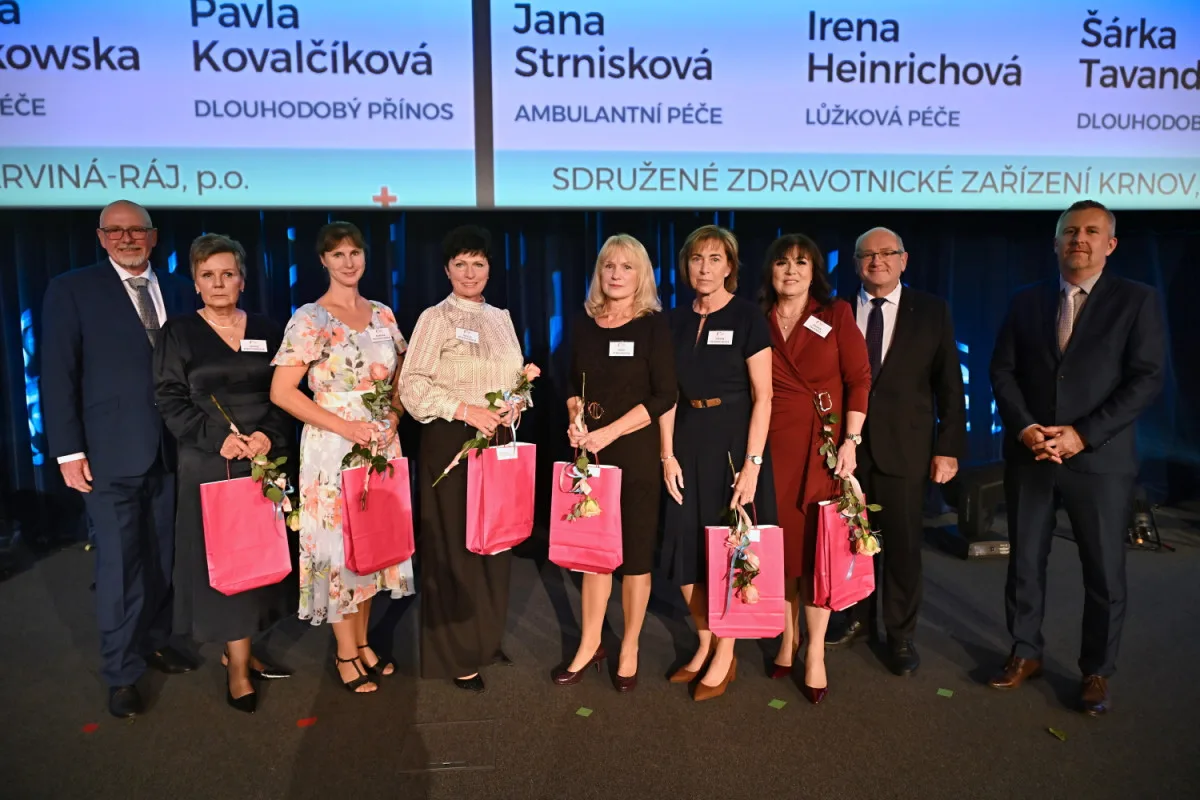 Moravskoslezská Sestra roku: 36 oceněných, nejvíc hlasů získala porodní asistentka