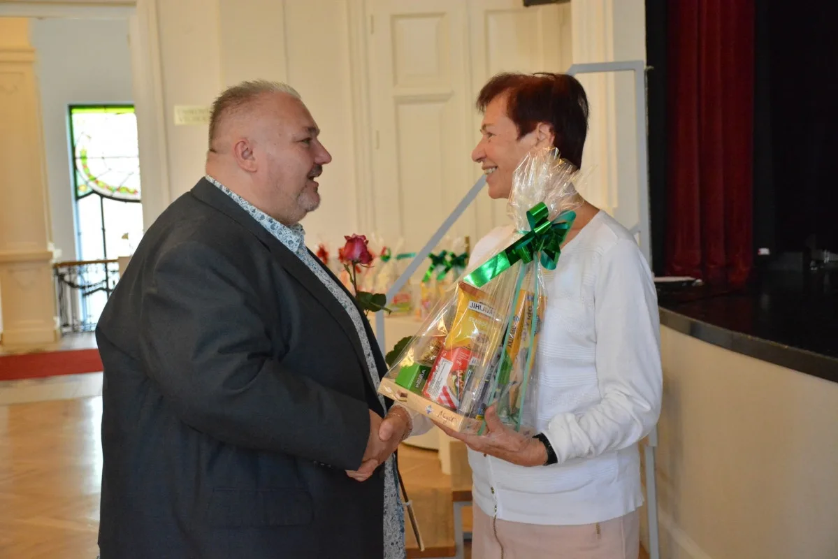 V Bohumíně oslavili jubilanty školství. Nejstarší vychovatelka má rovných sto let