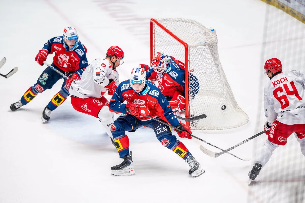 Oceláři poprvé doma nebodovali, podlehli Dynamu