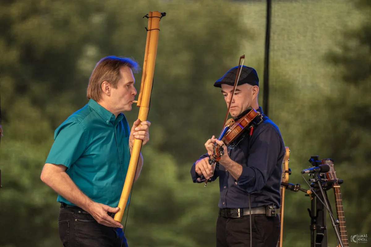 Po dobrém LIVE v Ostravě: Zenkl a Kozák zahrají v Klubu Parník, výtěžek podpoří fond Kulišek