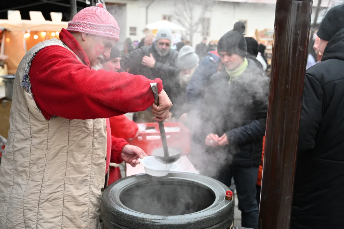 FOTO: Masopust na hradě. Nechyběla ani nefalšovaná zabíjačka