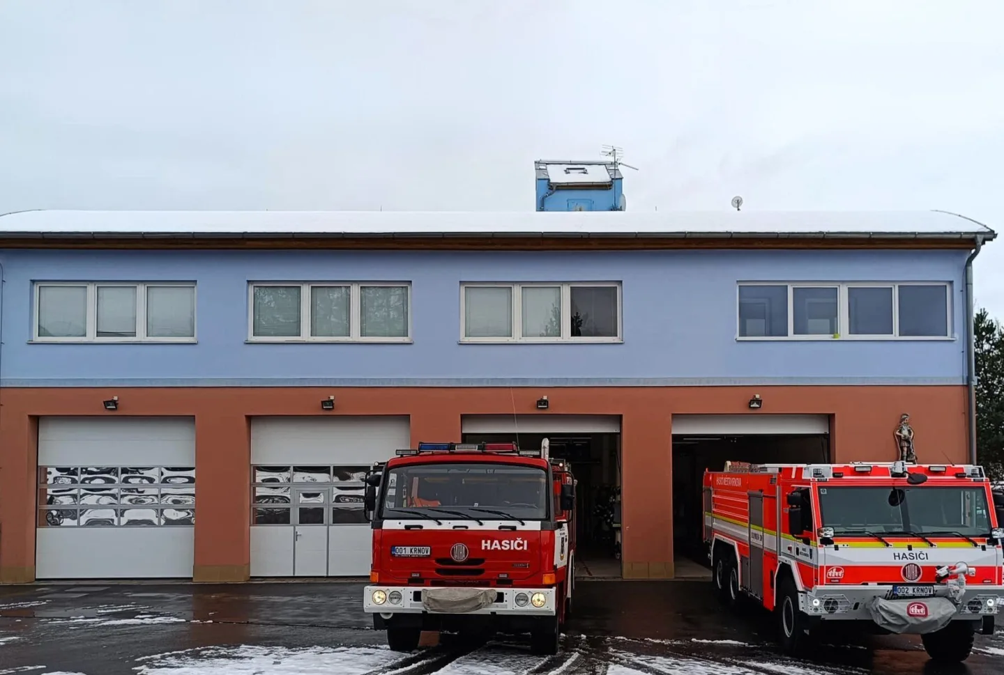Hasiči z Krnova budou mít větší zbrojnici, přístavba zajistí místo pro techniku i dílny