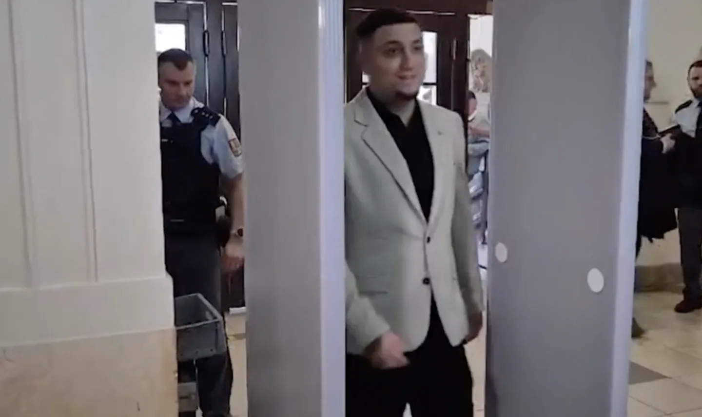 Dostali ho. Ostravský rapper Hard Rico si za loupež a vydírání odsedí čtyři roky
