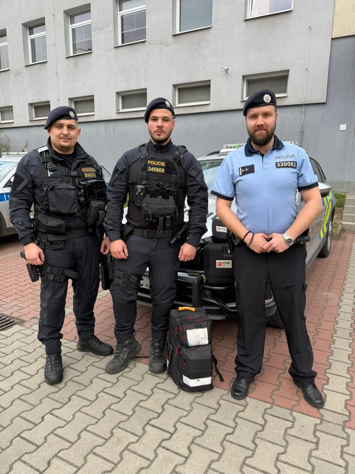 Senior měl infarkt na služebně v Orlové. Policisté mu zachránili život