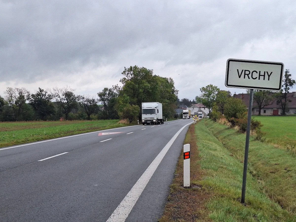 V obci Vrchy na Novojičínsku začala oprava silnice I/57, je tam omezení