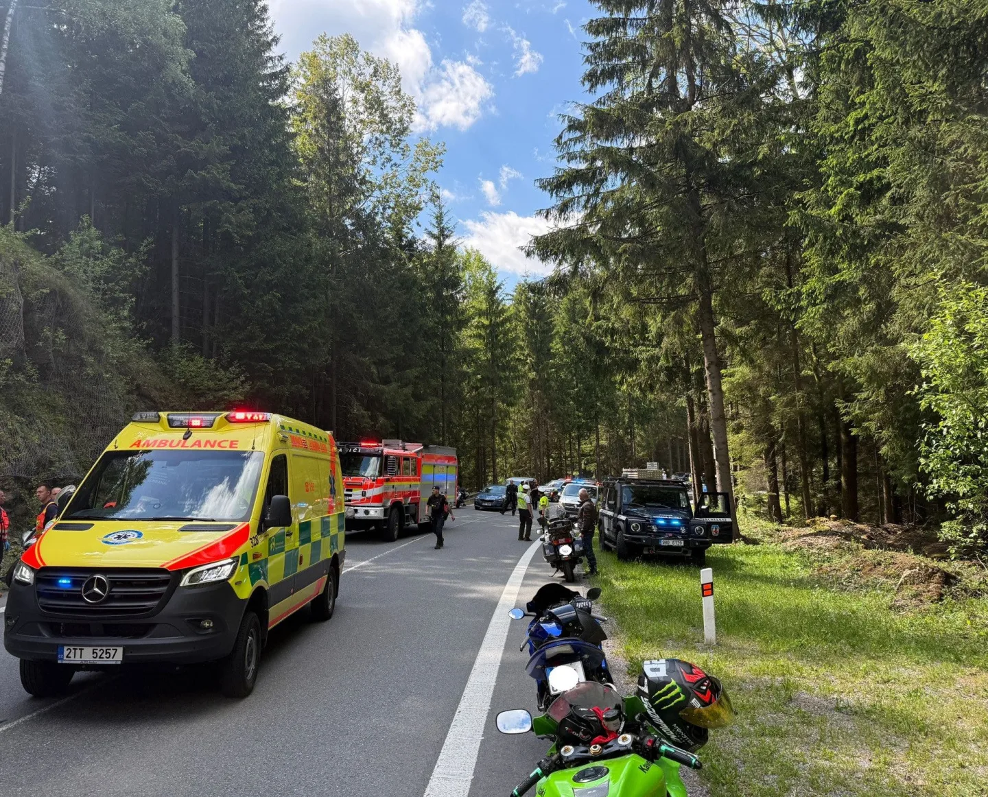 Neděle plná nehod motorkářů. Ve Starých Hamer zasahovali záchranáři dvakrát
