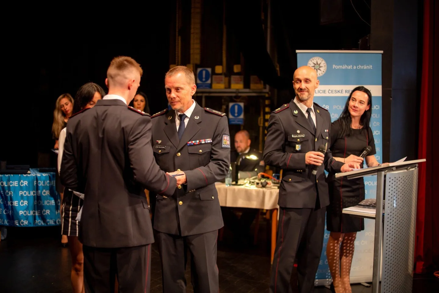 FOTO: Policisté z Frýdku-Místku si převzali svá ocenění. Bylo jich bezmála padesát