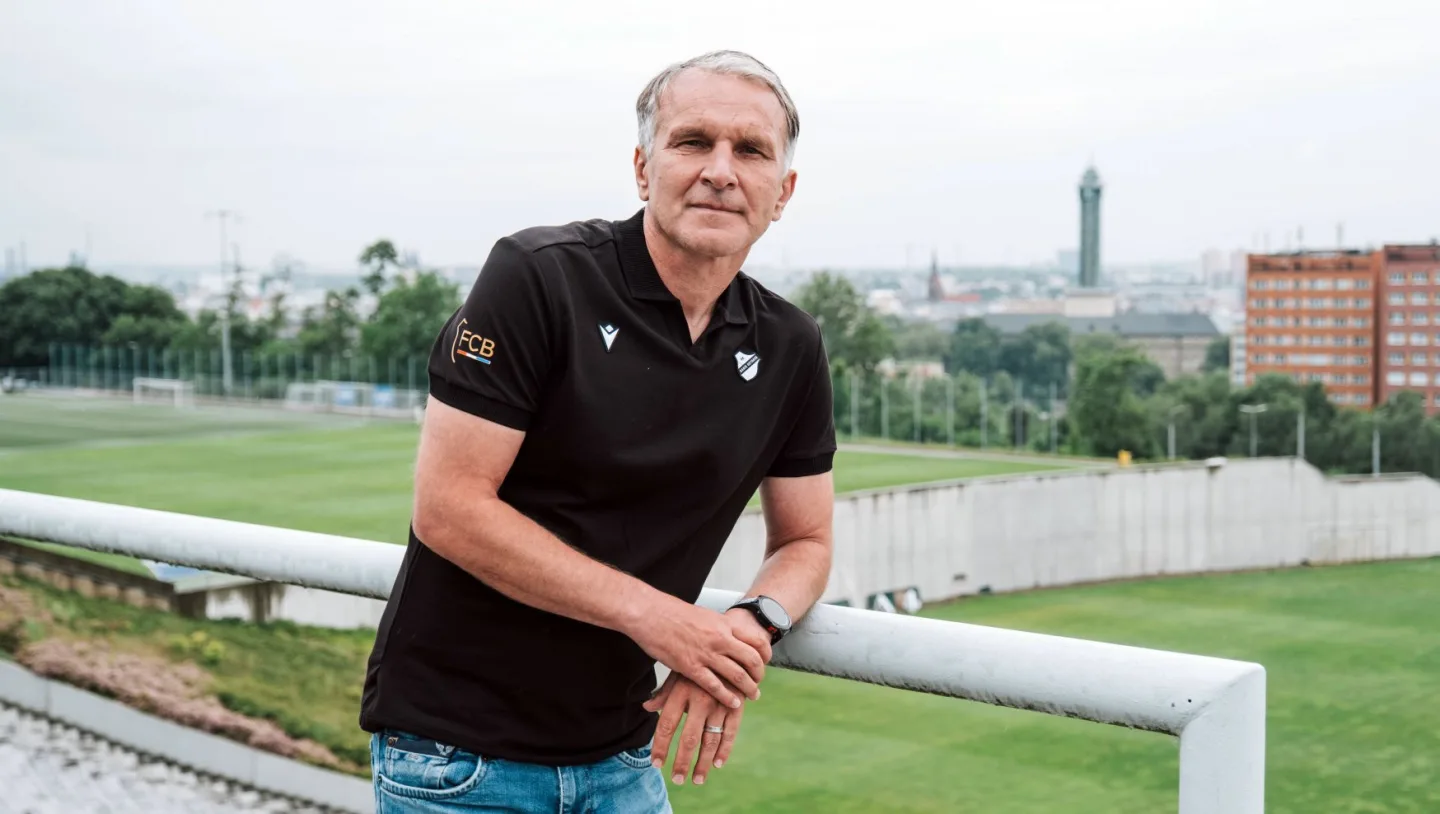 Baník mění trenéra. Dvorník končí, novým koučem je Roman Skuhravý