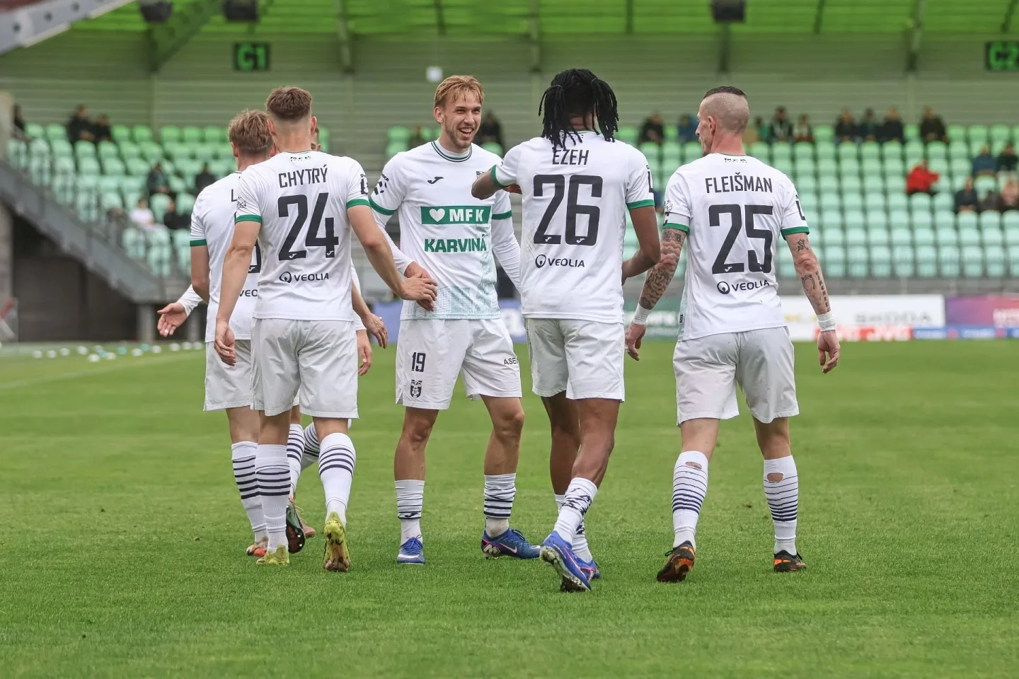 Karviná stáhla odvolání proti vyloučení z ligy, LFA nyní nejprve osloví Táborsko