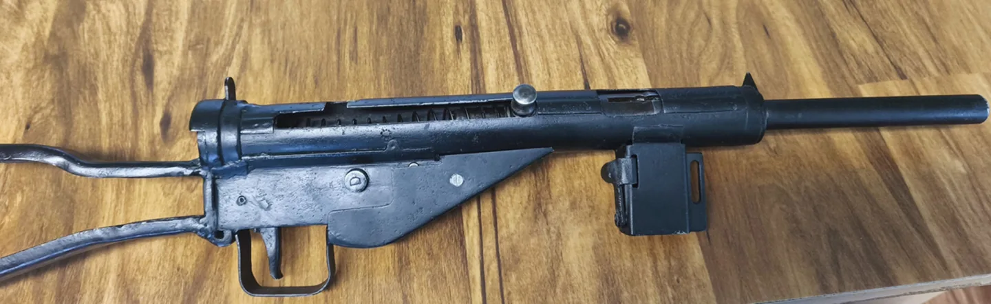 Protitankový kanon nebo nejmenší pistole na světě. Zbraňová amnestie odhalila rarity