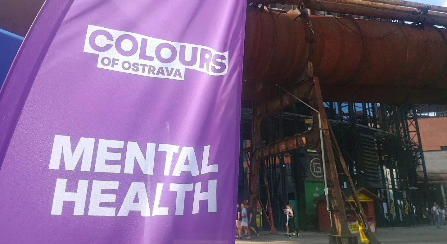 Na Colours pomáhají i psychoterapeuti. Řeší stres i panické ataky