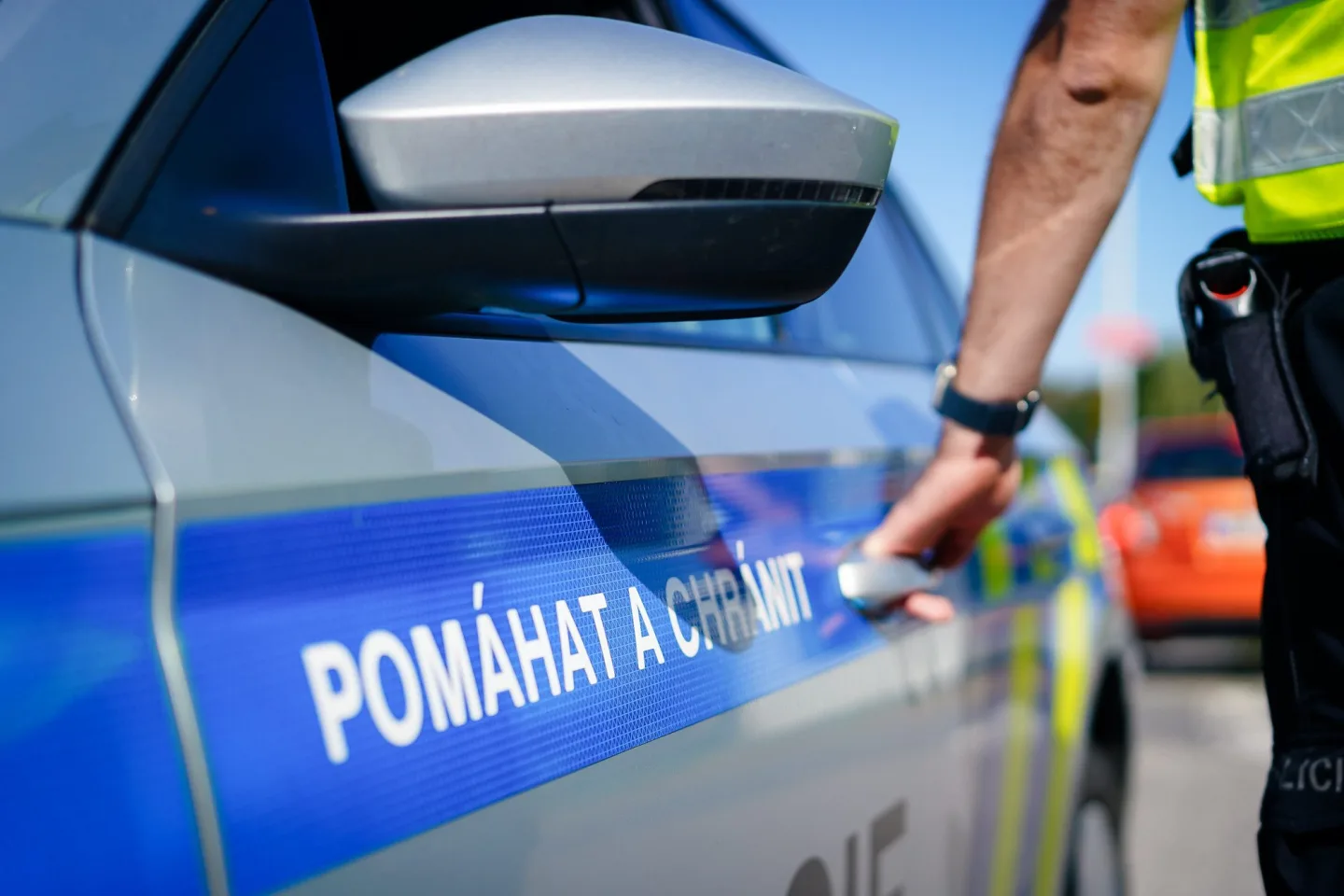 Colours skončily. Policie řešila drony, podvody i rychlé řidiče