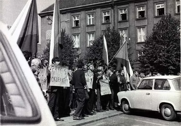 Před 58 lety začala sovětská okupace. Do Ostravy dorazily tanky ve dvě v noci