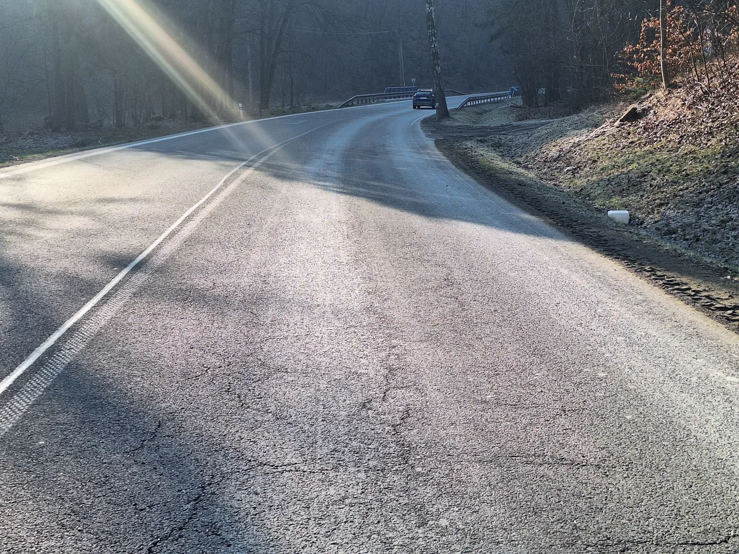 Silnice u Hradce nad Moravicí bude až do října částečně uzavřená, začínají opravy
