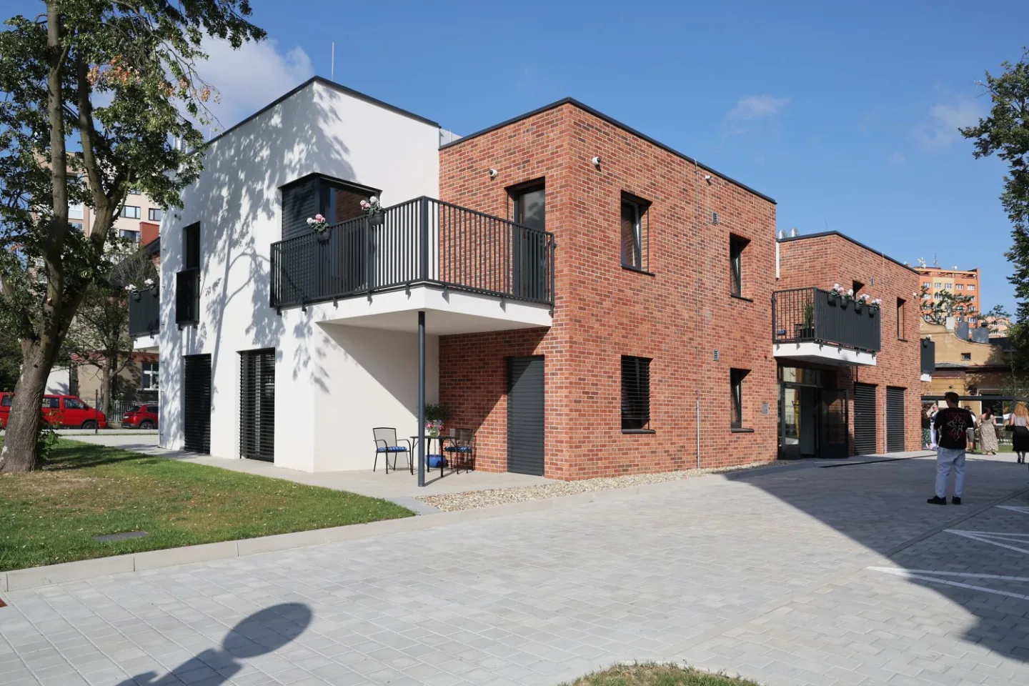 Kraj otevřel v Ostravě nové chráněné bydlení. Pomůže až 12 klientům