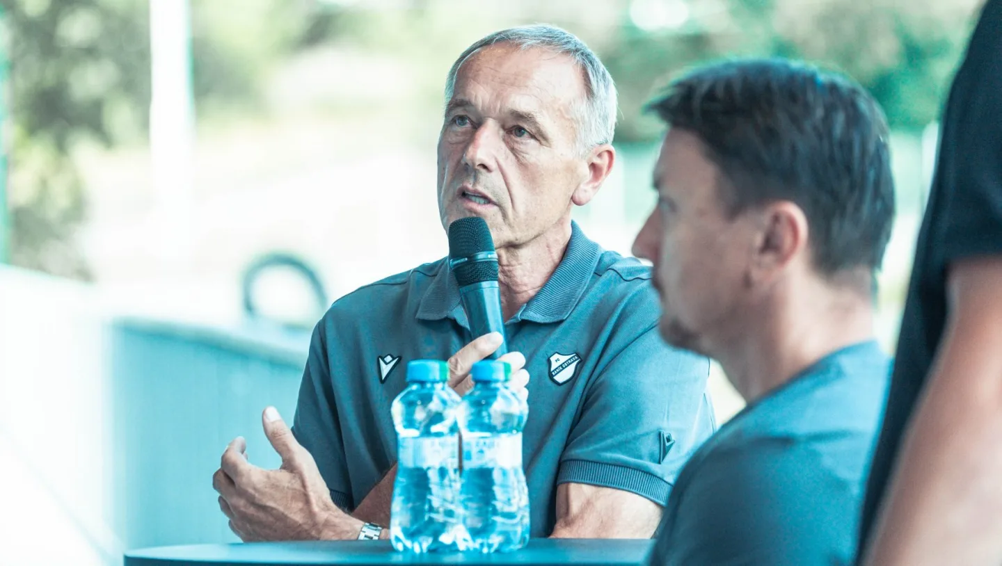 Zemřel Luděk Mikloško. Legendární fotbalový brankář prohrál boj s nemocí
