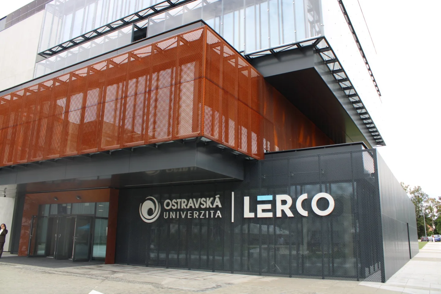 Nový domov ostravské vědy je otevřen. Centrum LERCO vyšlo univerzitu na miliardu