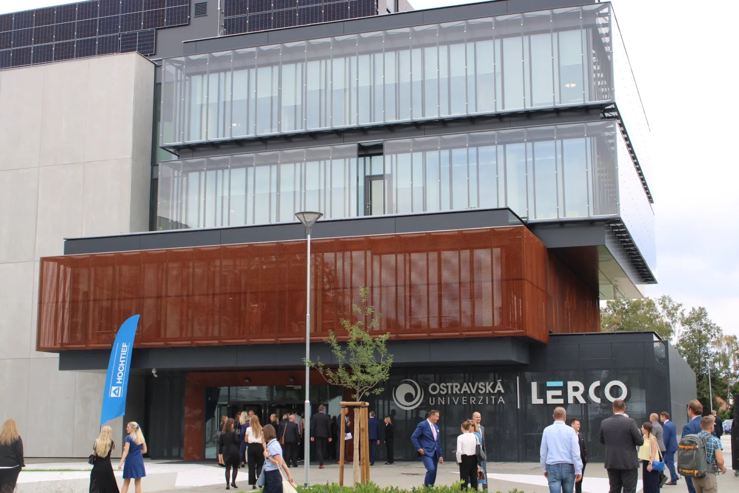 Nový domov ostravské vědy je otevřen. Centrum LERCO vyšlo univerzitu na miliardu
