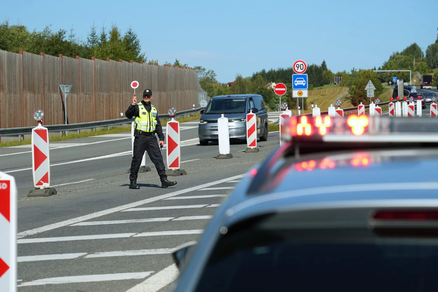 Hranice se Slovenskem pod kontrolou. Policisté nacvičovali jejich ochranu