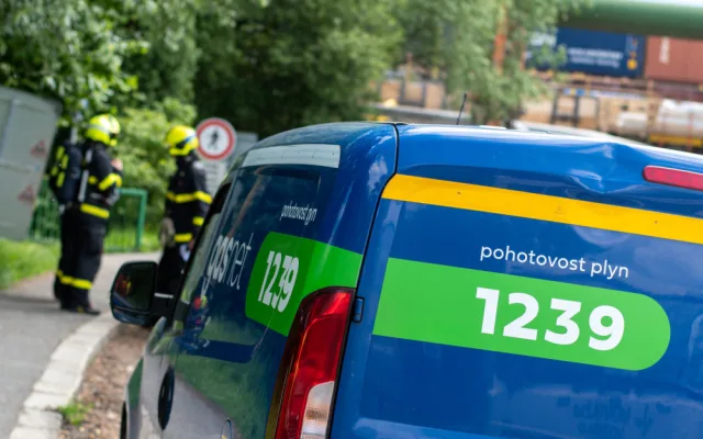 V Havířově-Šumbarku došlo k poškození plynového potrubí. Hasiči evakuovali desítky lidí a okolí uzavřeli