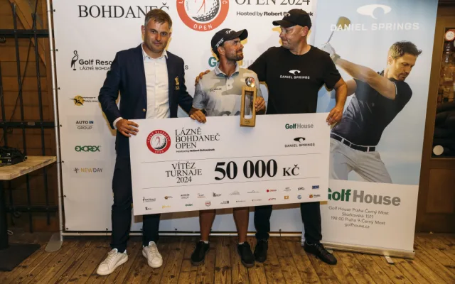 Golfresort Lázně Bohdaneč hostil jeden z nejprestižnějších turnajů v Česku. Doplnila ho show skupiny Queenie