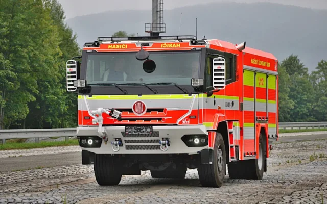 Ministerstvo obrany plánuje nákup nákladních vozů značky Tatra. Automobily za 13,35 miliardy nahradí zastaralou techniku
