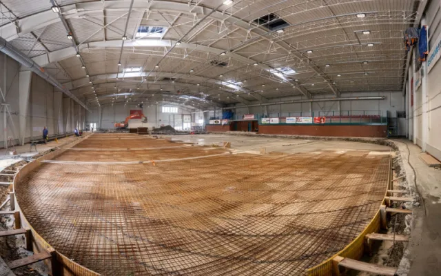 Porubský zimní stadion prochází velkou rekonstrukcí. Skončit má na podzim