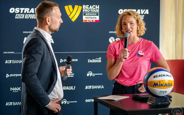 Světový turnaj v beachvolejbalu v Ostravě startuje již za měsíc. Organizátoři představili netradiční trofeje