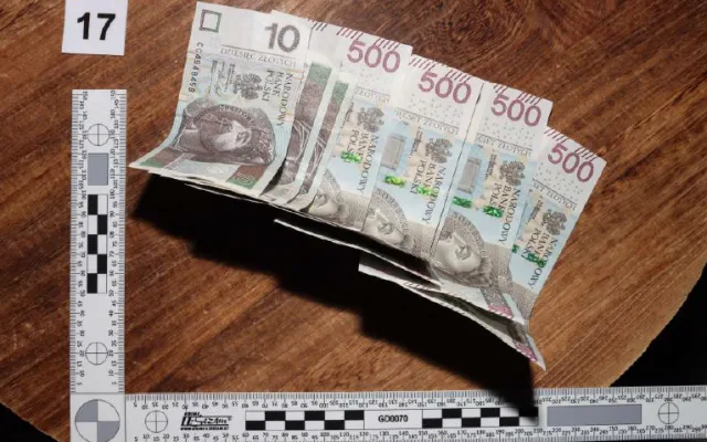 Muži na Karvinsku kšeftovali s padělky cigaret za miliony. Hrozí jim až osm let vězení