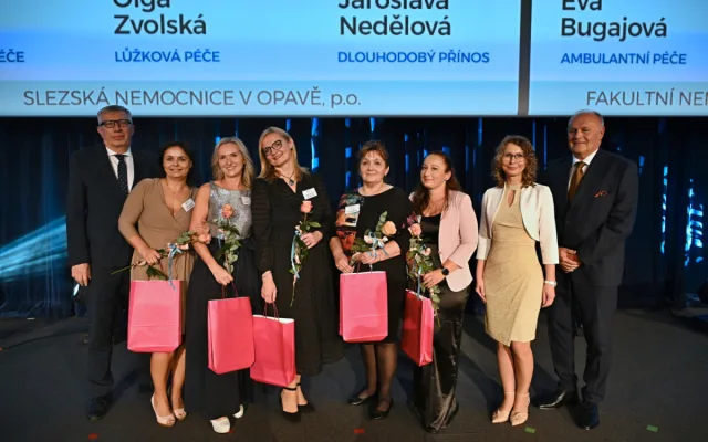 Moravskoslezská Sestra roku: 36 oceněných, nejvíc hlasů získala porodní asistentka
