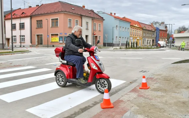 V Bohumíně dnes otevřou nový kruháč. Uprostřed se kříží vodovody a vede tudy kanalizace